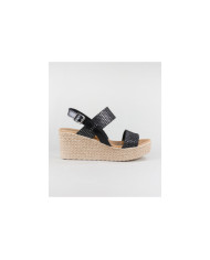 Women's Sandals in Cunha Ginova