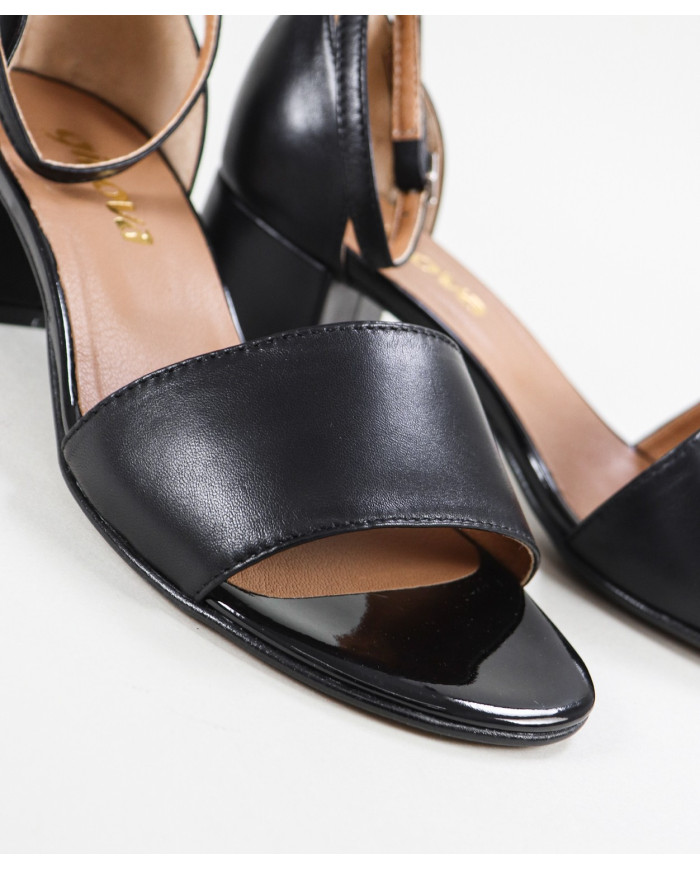 Adjustable Women's Sandals Ginova