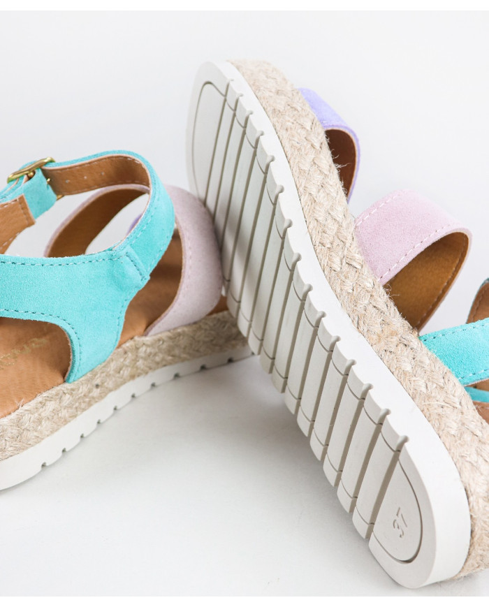 Women's Sandals in Esparto Ginova