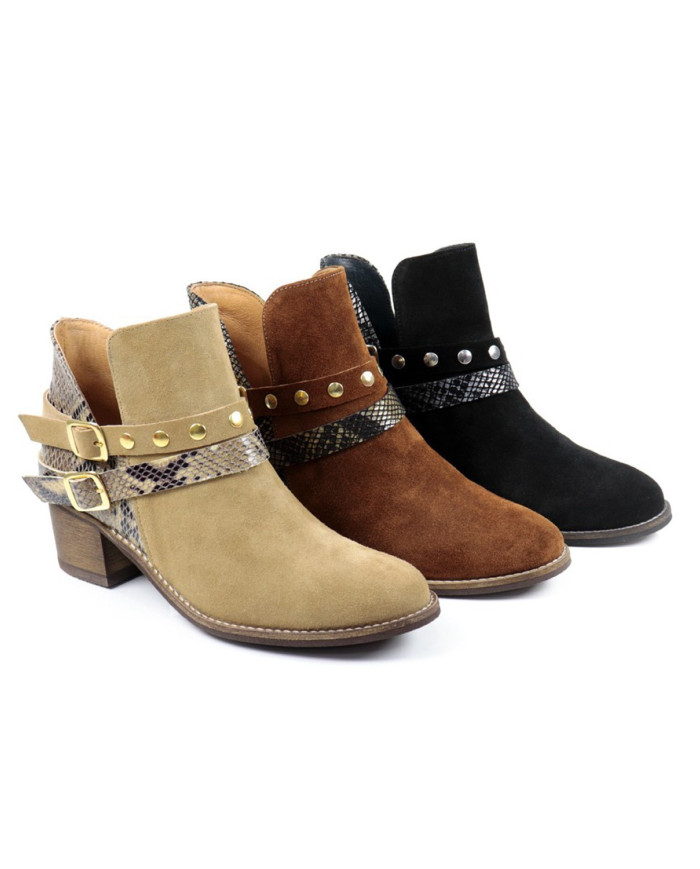 Señoras Button con Buckles y Ginova Tachas