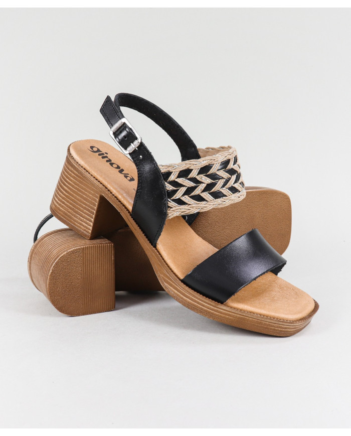 Women's Sandals of Middle Heel Ginova