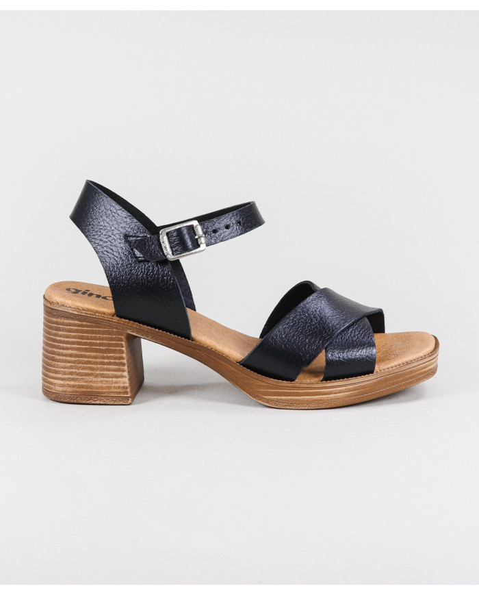 Women's Sandals of Middle Heel Ginova