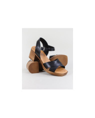 Women's Sandals of Middle Heel Ginova