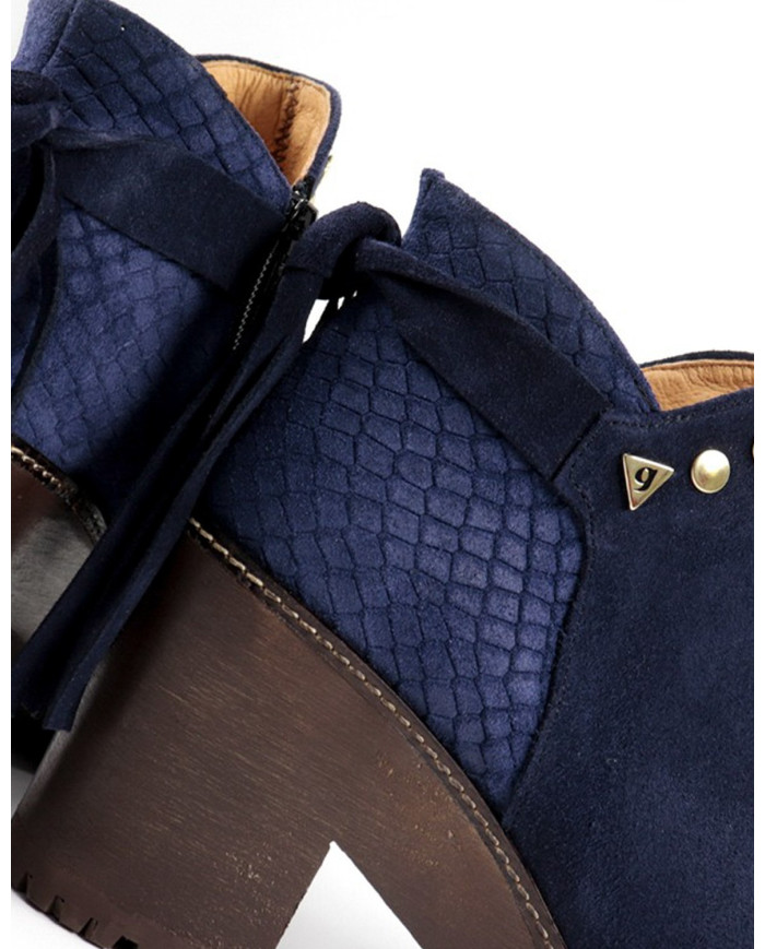 Blue Boots of Lady Ginova with Croco