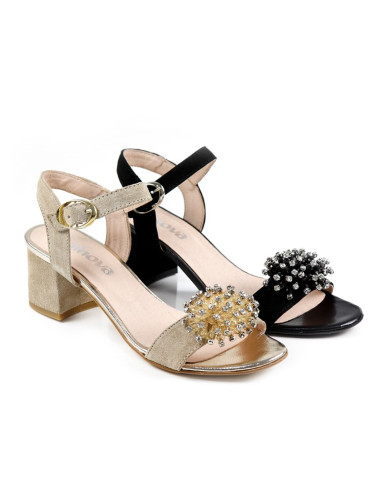 Lady Ginova Sandals with Application