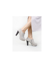 High Heel Buttons Ginova Elegant