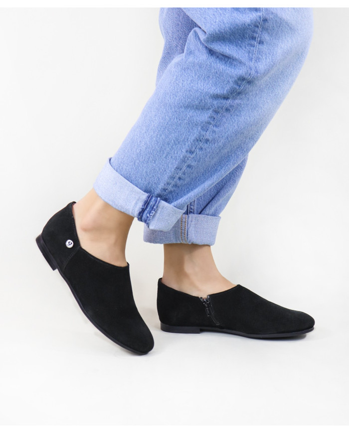 Lady Ginova Shoes with Clasp