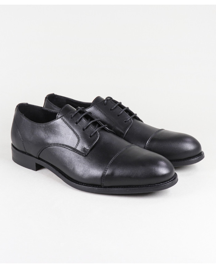 Zapatos de hombre clásico de Ginova