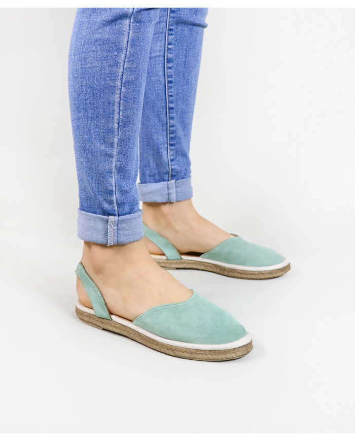 Women's Slippers with Ginova Strip
