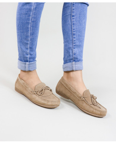Mocassins De Mulher com Cordão na Frente