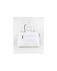 Caso de mujer blanca con partición en el frente