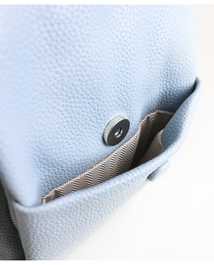 Mochila de Mulher Azul com Bolso Frontal