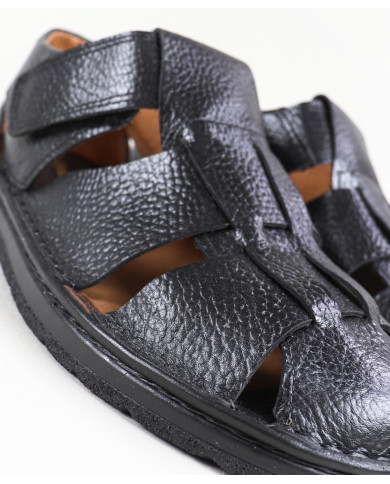 Chinelos em Pele com Velcro Ginova