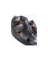 Zapatillas en piel con velcro Ginova