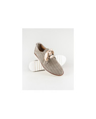 Sapatos Perfurados de Mulher