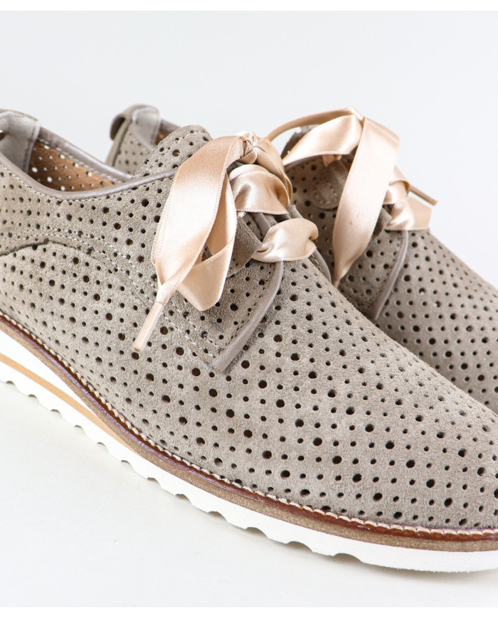 Women's Perforated Shoes