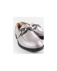 Sapatos de Mulher com Aplique Metálico