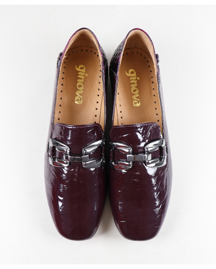 Women's Shoes with Metallic Applying