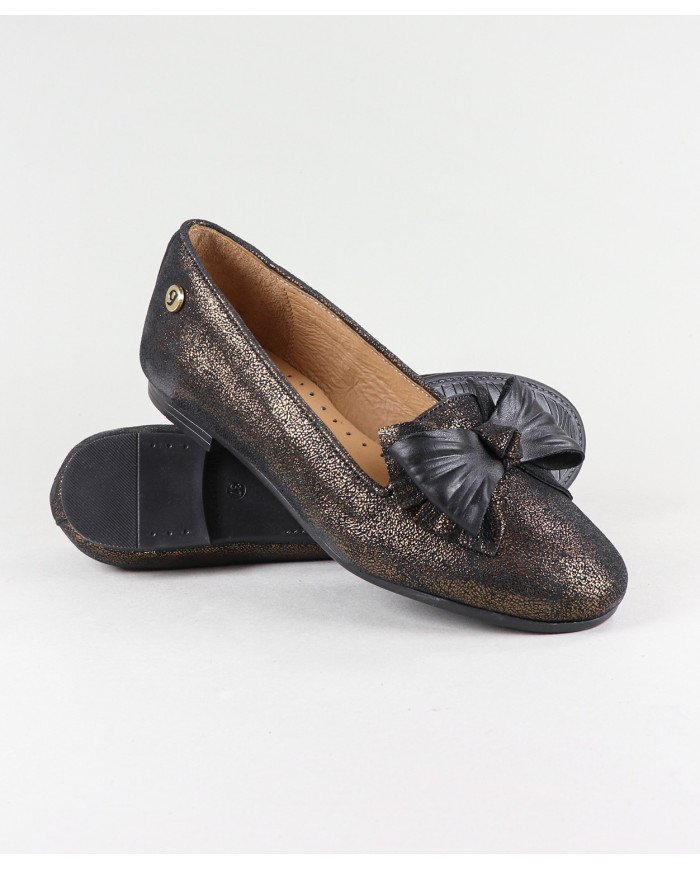 Women's Shoes with Brightness