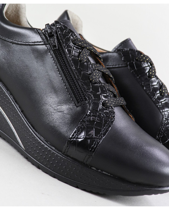 Wholesaler Women's Slippers