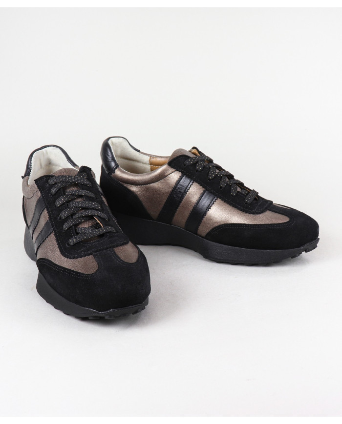 Women's Sneakers with Two Tons