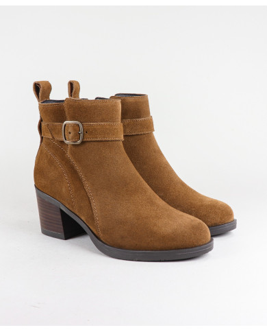 Ginova Women's Boots with Buckle