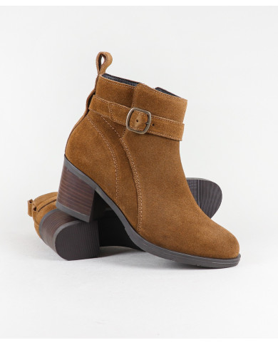 Botas de Mulher Ginova com Fivela