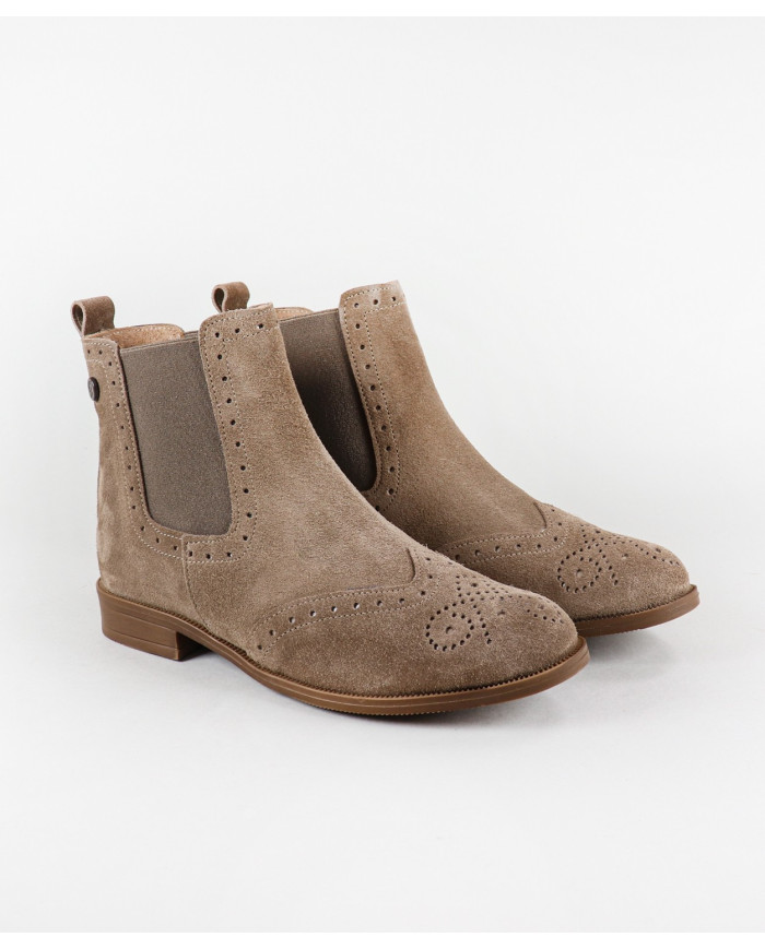 Women's Boots with Elastic in the Ginova Laterals