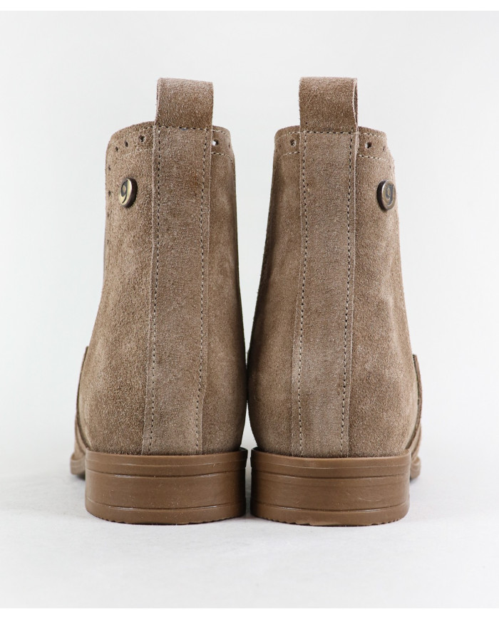 Women's Boots with Elastic in the Ginova Laterals