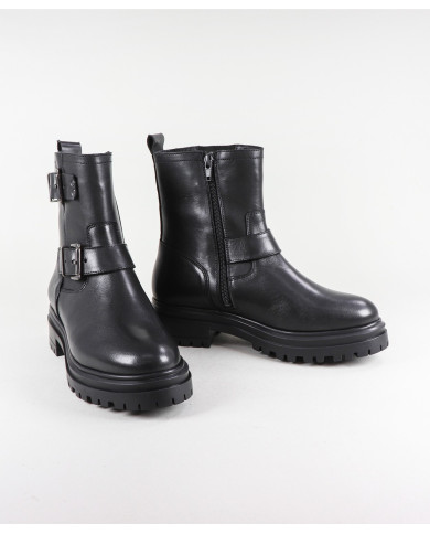 Botas de Mulher Cano Médio Alto Ginova