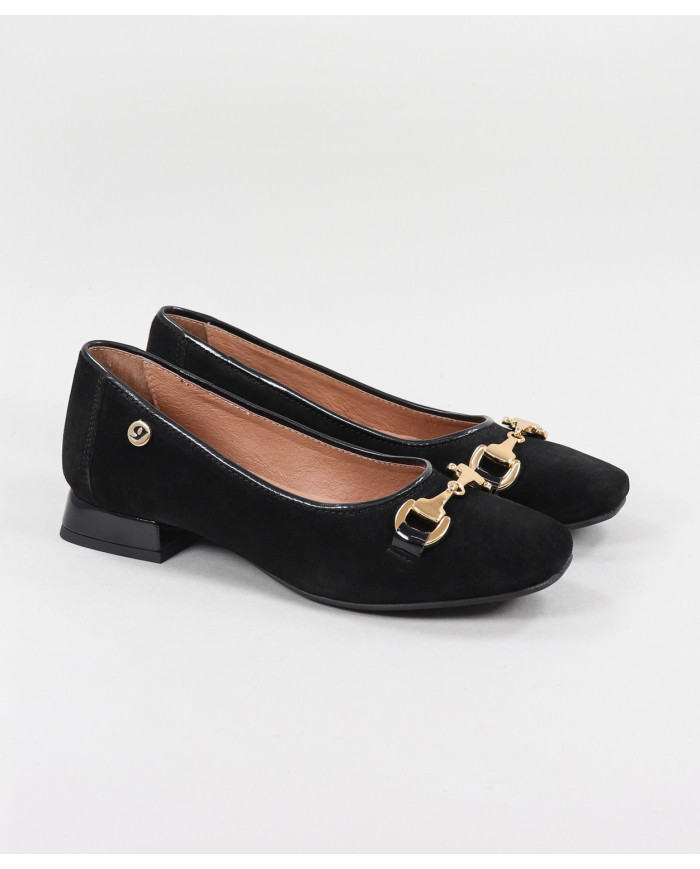 Lady Ginova Shoes with Tacon in Verniz