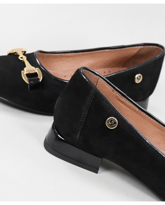 Sapatos de Senhora Ginova com Tacão em Verniz