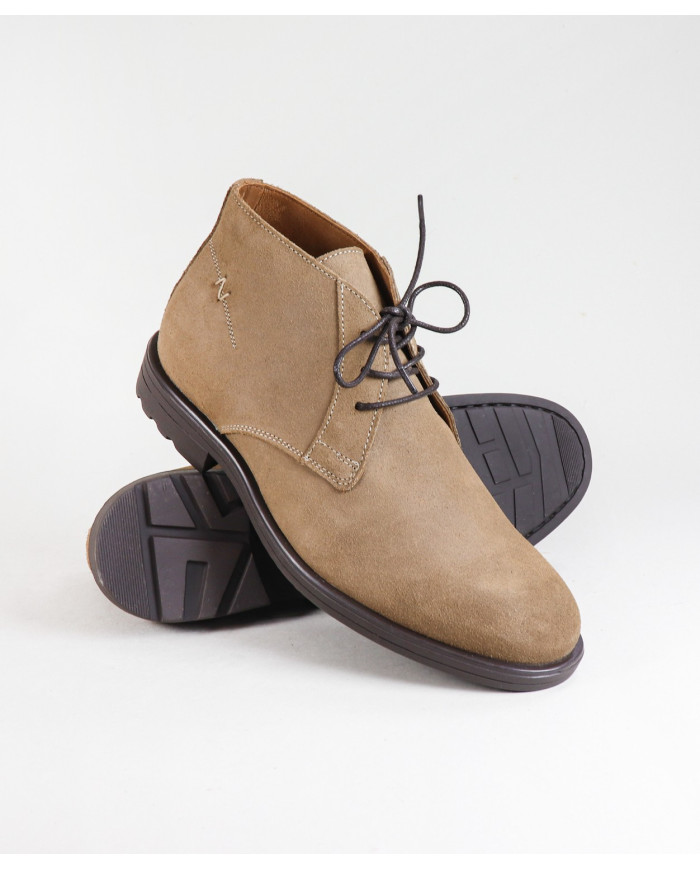 Taupe Man Boots with Ginova Wholesalers