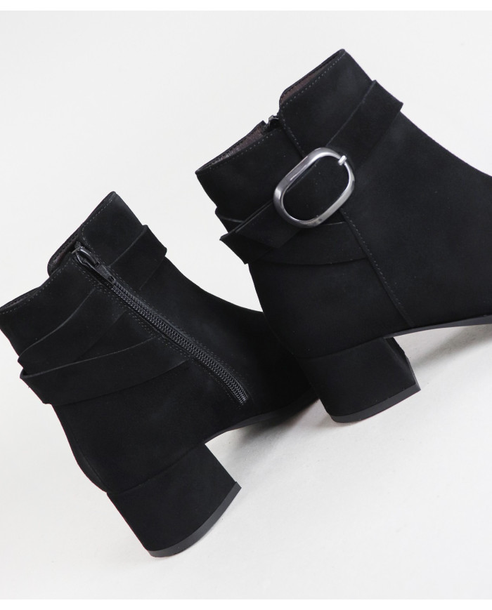 Botas de mujer de Ginova de tacón medio