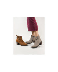 Botas de Mulher Ginova com Fivela