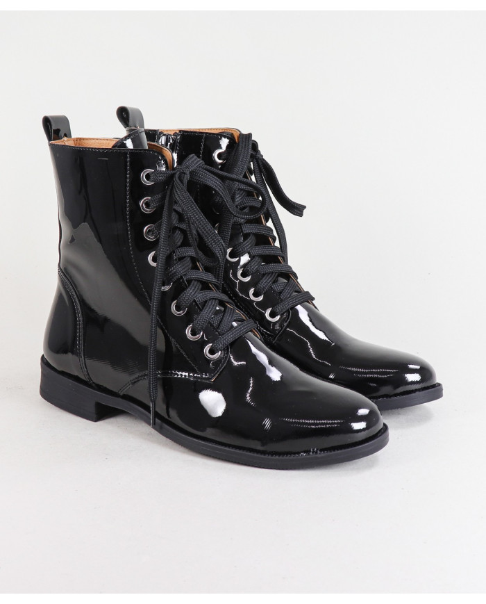 Botas de mujeres con acabado en Verniz Ginova