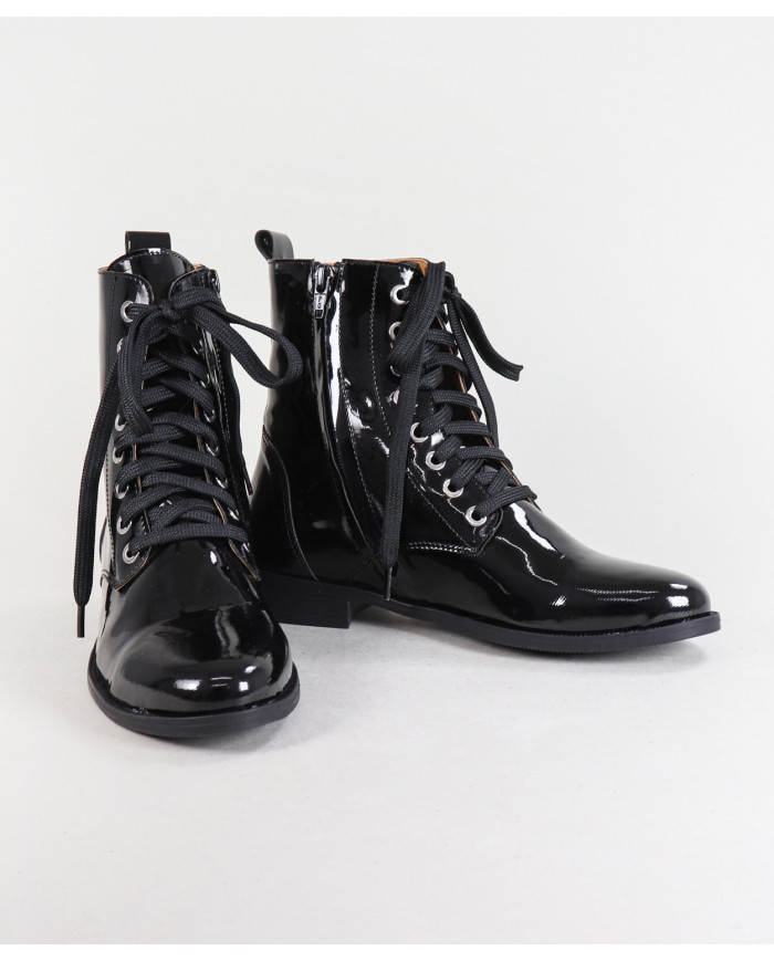 Botas de mujeres con acabado en Verniz Ginova