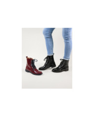 Botas de mujeres con acabado en Verniz Ginova