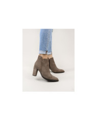 Botas elegantes de mujeres Ginova