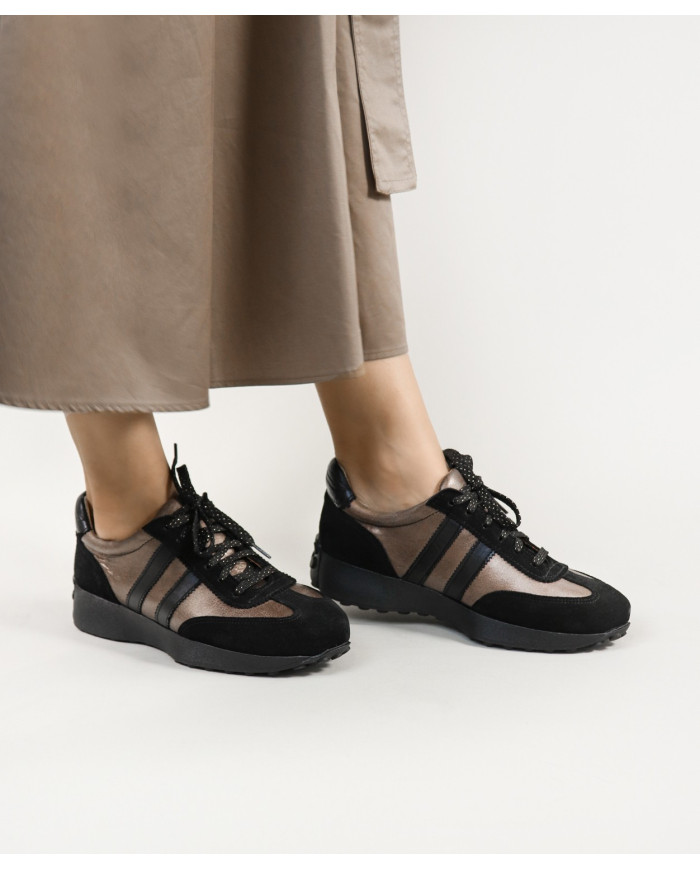 Women's Sneakers with Two Tons