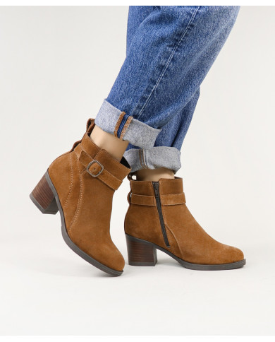 Botas de Mulher Ginova com Fivela