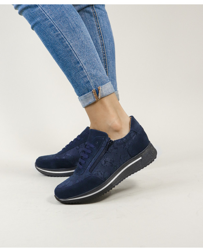 Women's Sneakers with Perforated Fabric