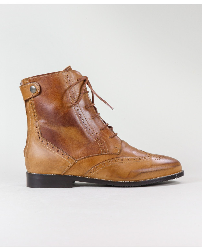 Oxford Ginova Boots with Fecho Back