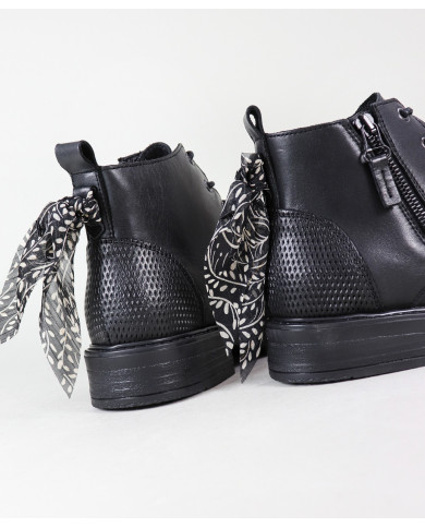 Women's Boots with Ginova Wholesalers