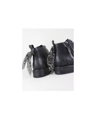 Botas de Mulher com Atacadores Ginova