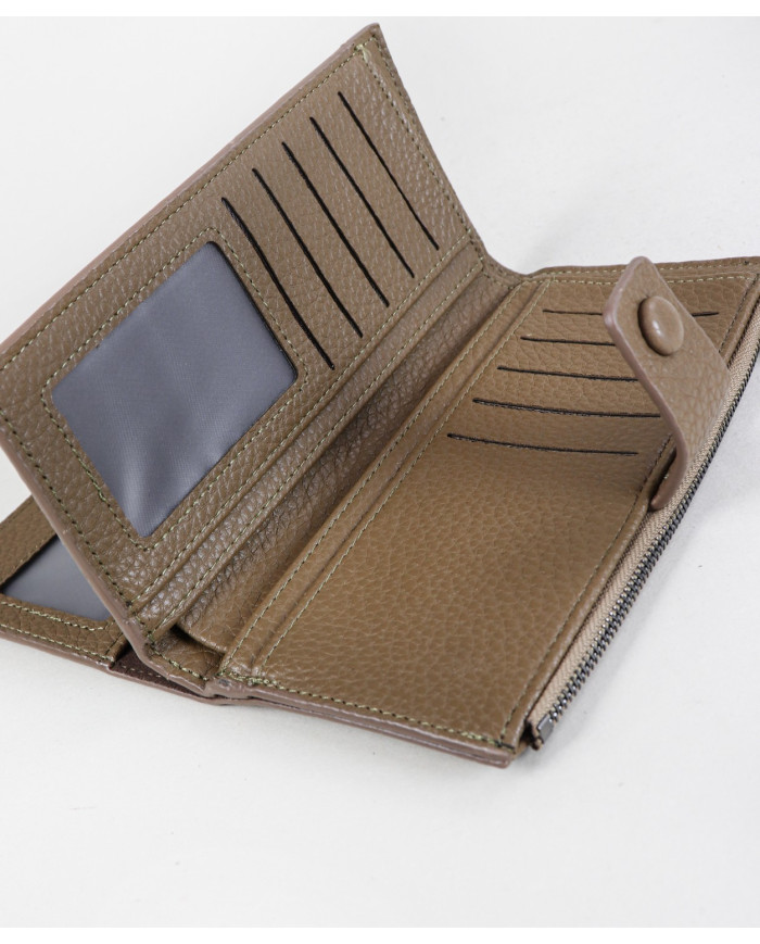 Cartera de mujeres con varias particiones