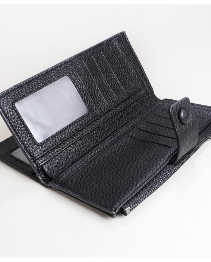 Cartera de mujeres con varias particiones