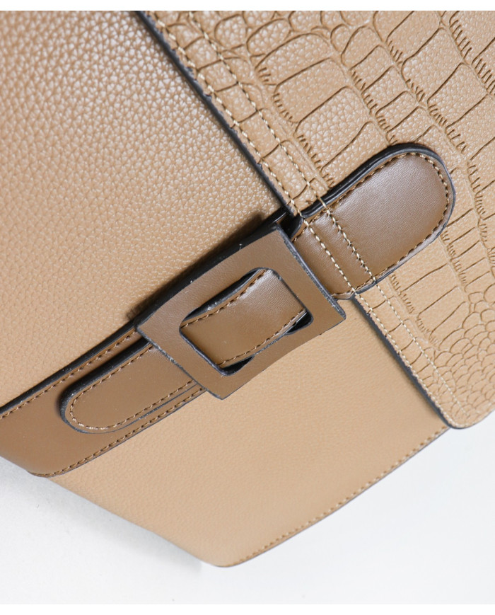 Elegant Woman Bag with Hand Handle