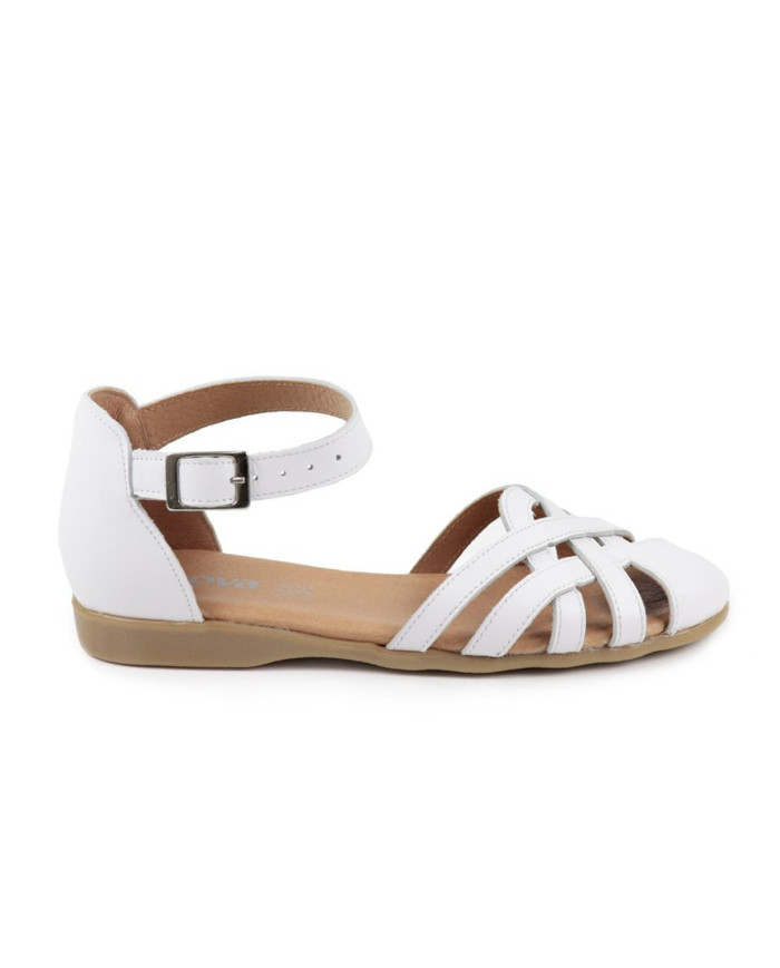 White Sandals Rasas Ginova with Cross Strips Closed