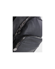 Mochila de mujeres en frente